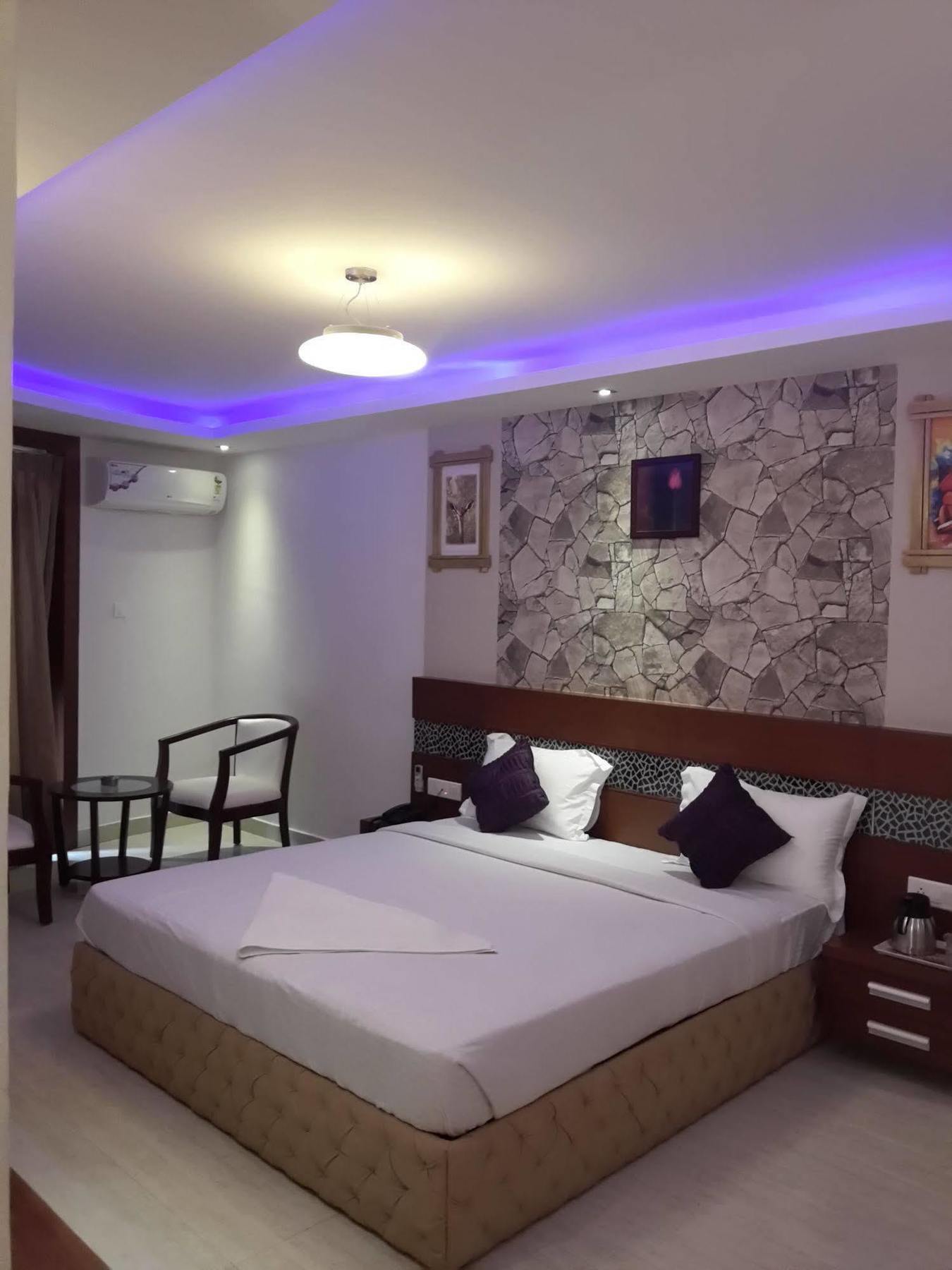 Icon Suites By Bhagini Bangalore Ngoại thất bức ảnh