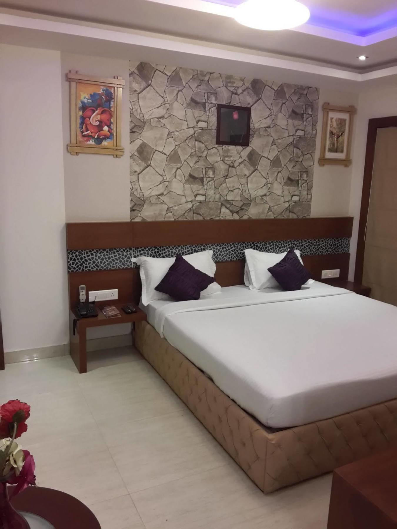 Icon Suites By Bhagini Bangalore Ngoại thất bức ảnh